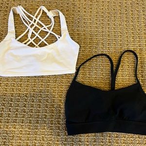 LULULEMON sports bra one black and one white SIZE: 2